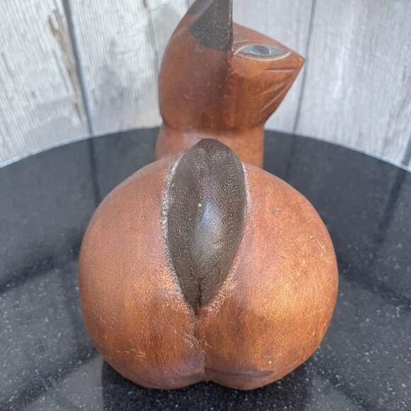 Wooden Simese Cat Figurine Sculpted MCM Hand Carved 5.5" x 5.5". - Picture 5 of 7